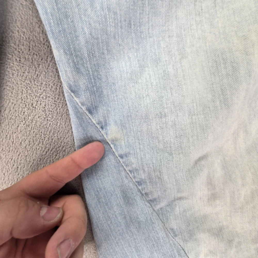 VTG‎ Levis Engineered Jeans Mens Light Wash Blue Twisted Straight Fits 34x30